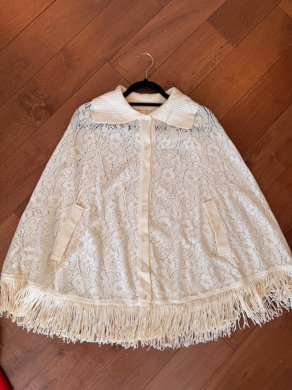 Vintage 60s 70s Ivory Lace Fringe Cape Poncho Mod Boho One Size